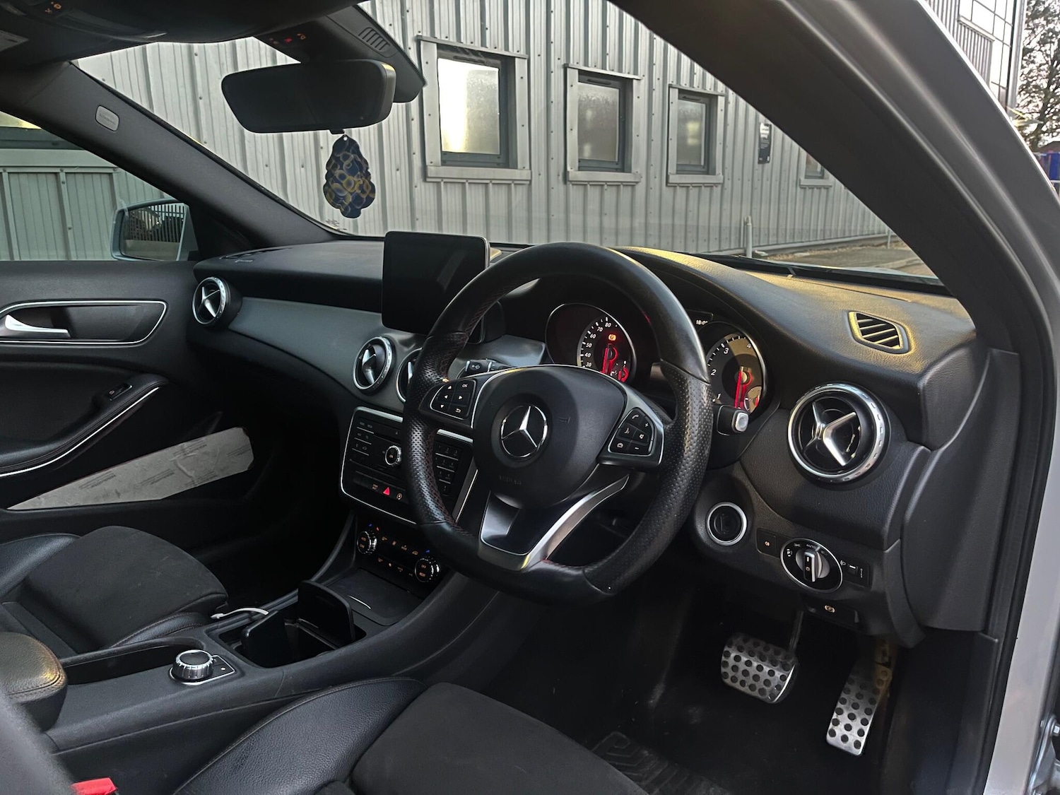Used Mercedes-Benz GLA 2016 for sale - 76377820: Photo 22