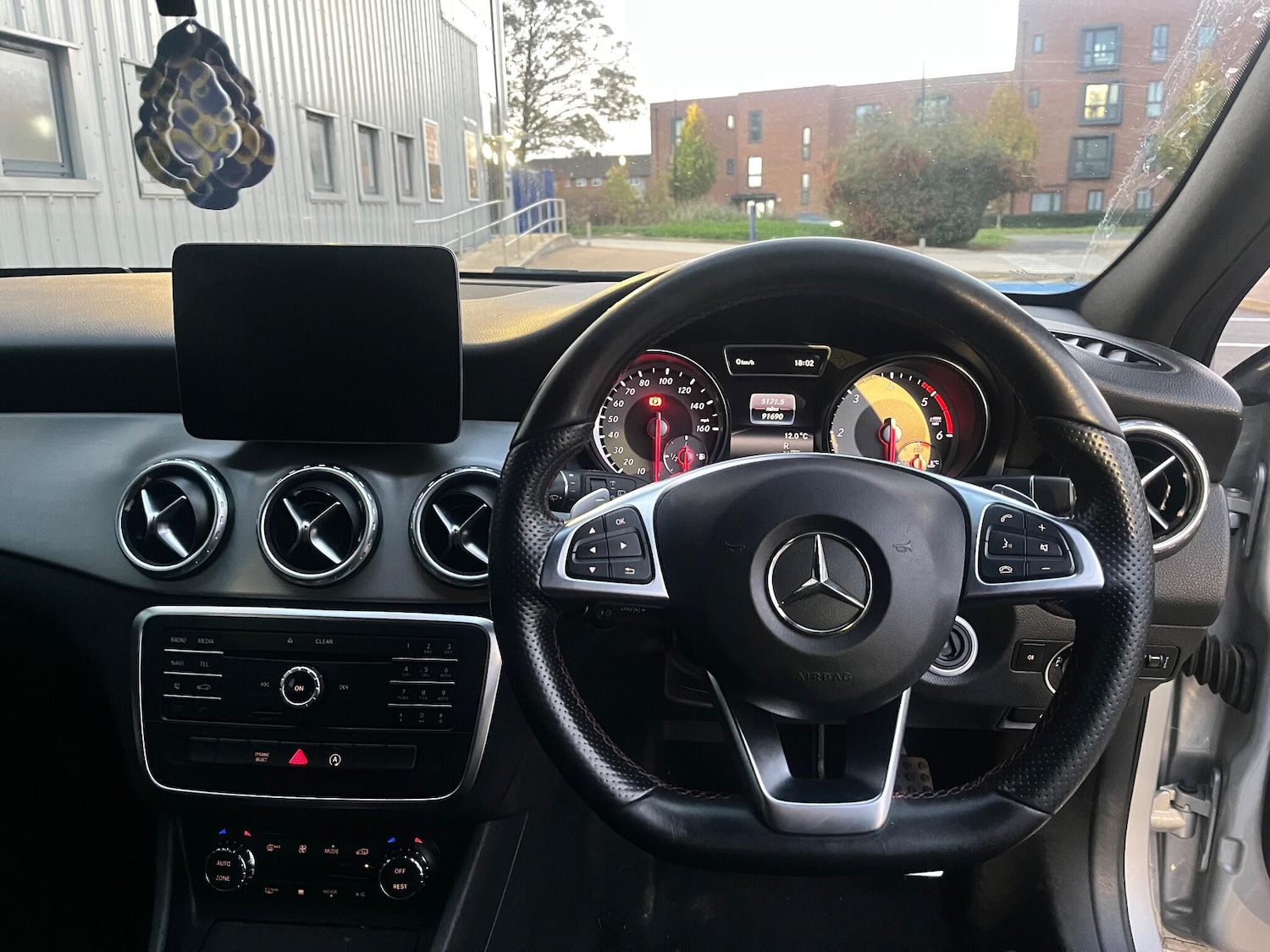 Used Mercedes-Benz GLA 2016 for sale - 76377820: Photo 25