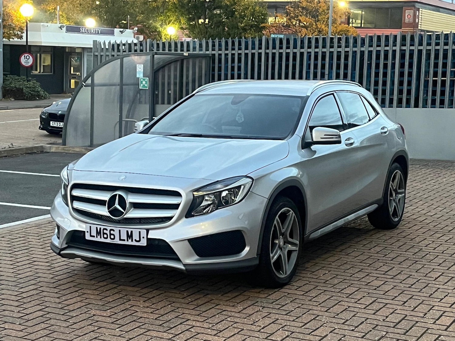 Used Mercedes-Benz GLA 2016 for sale - 76377820: Photo 7