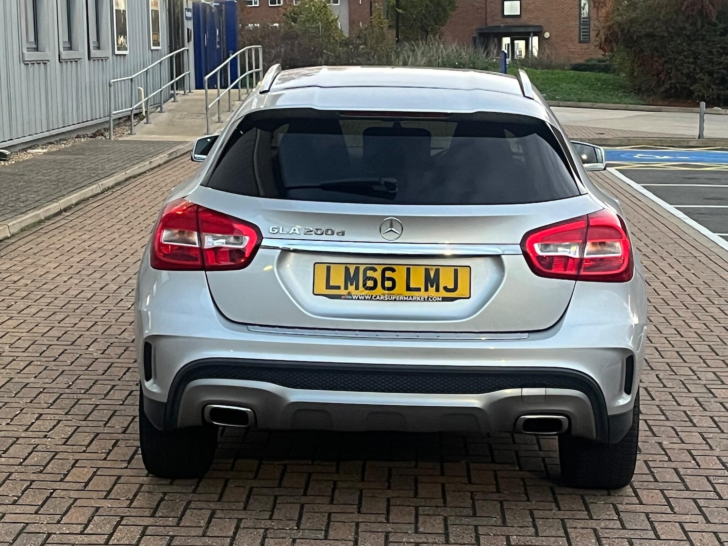 Used Mercedes-Benz GLA 2016 for sale - 76377820: Photo 9