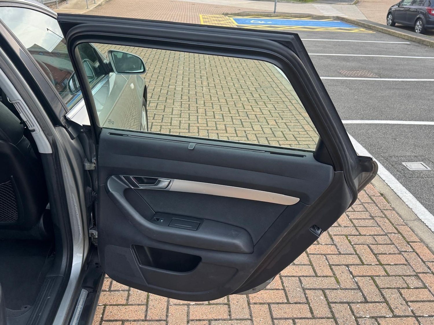 Used Audi A6 2006 for sale - 78058551: Photo 32