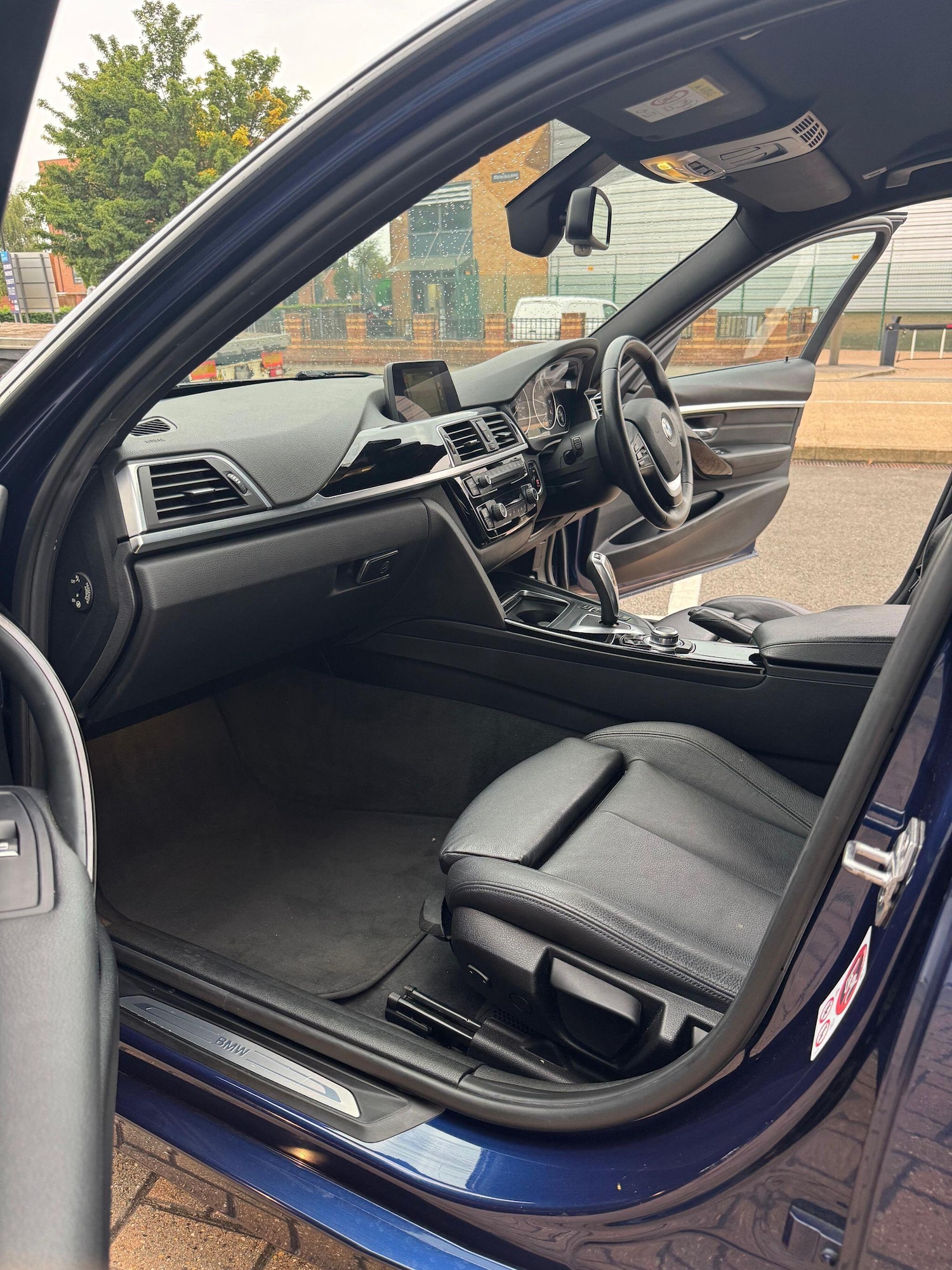 Vehicle 29