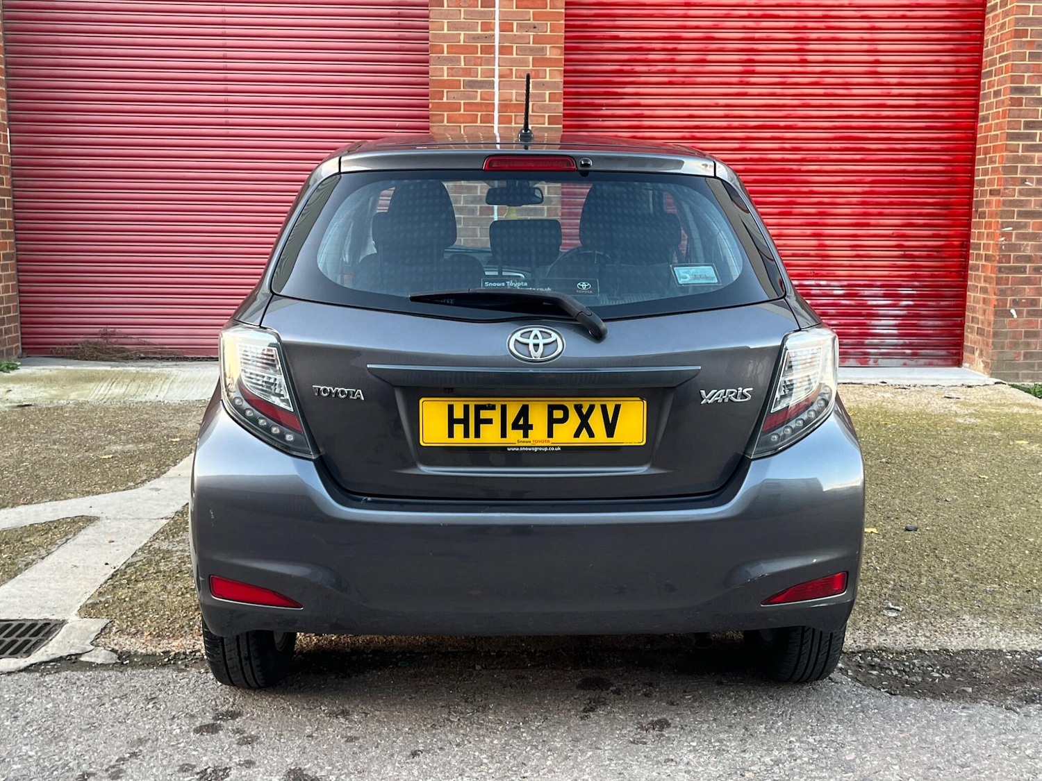 Used Toyota Yaris 2014 for sale - 76528119: Photo 16