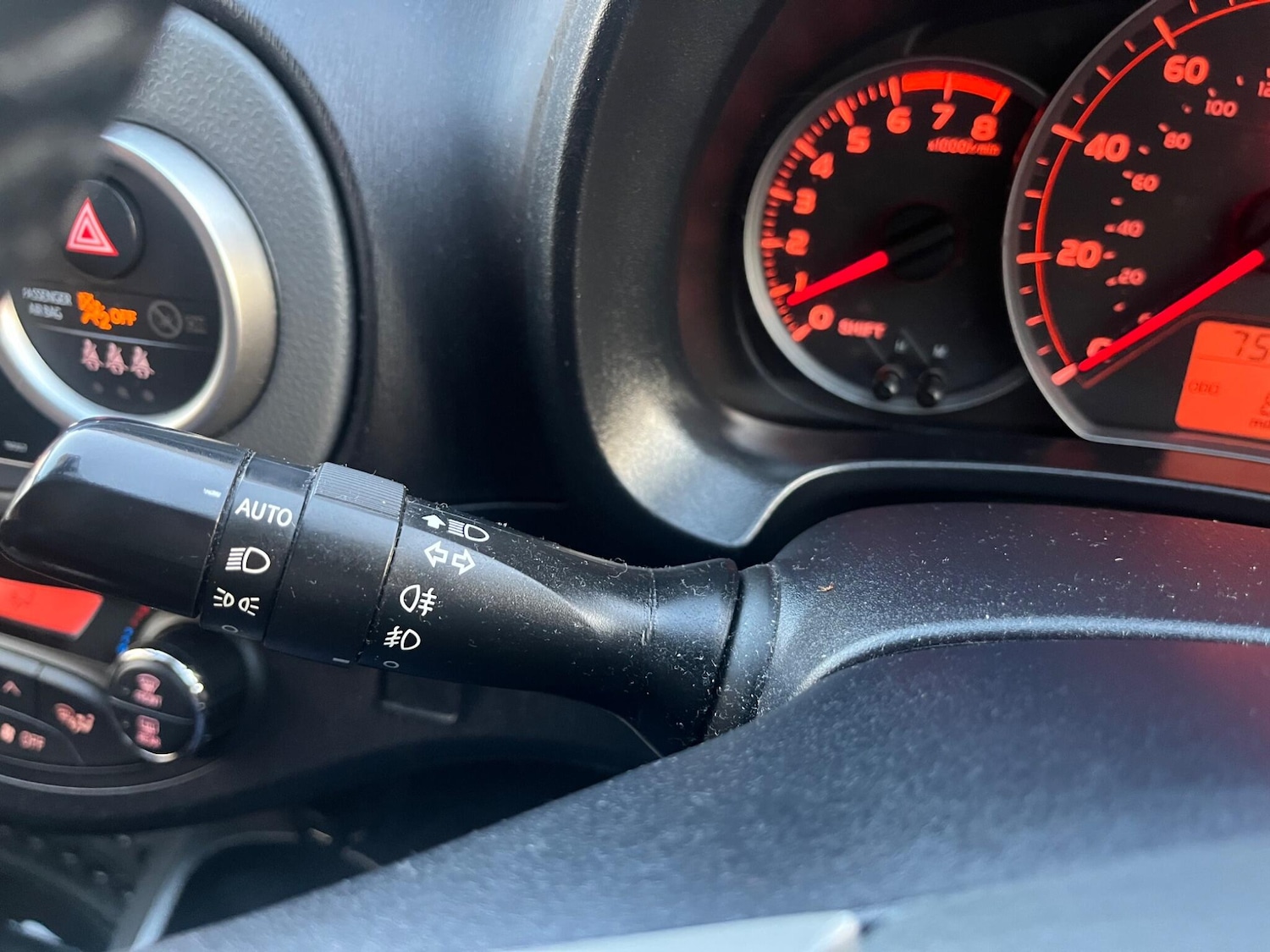 Used Toyota Yaris 2014 for sale - 76528119: Photo 43