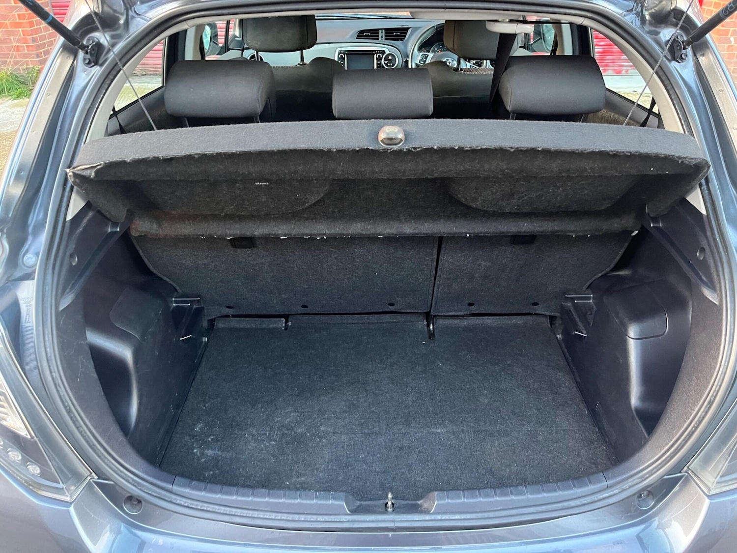 Used Toyota Yaris 2014 for sale - 76528119: Photo 62