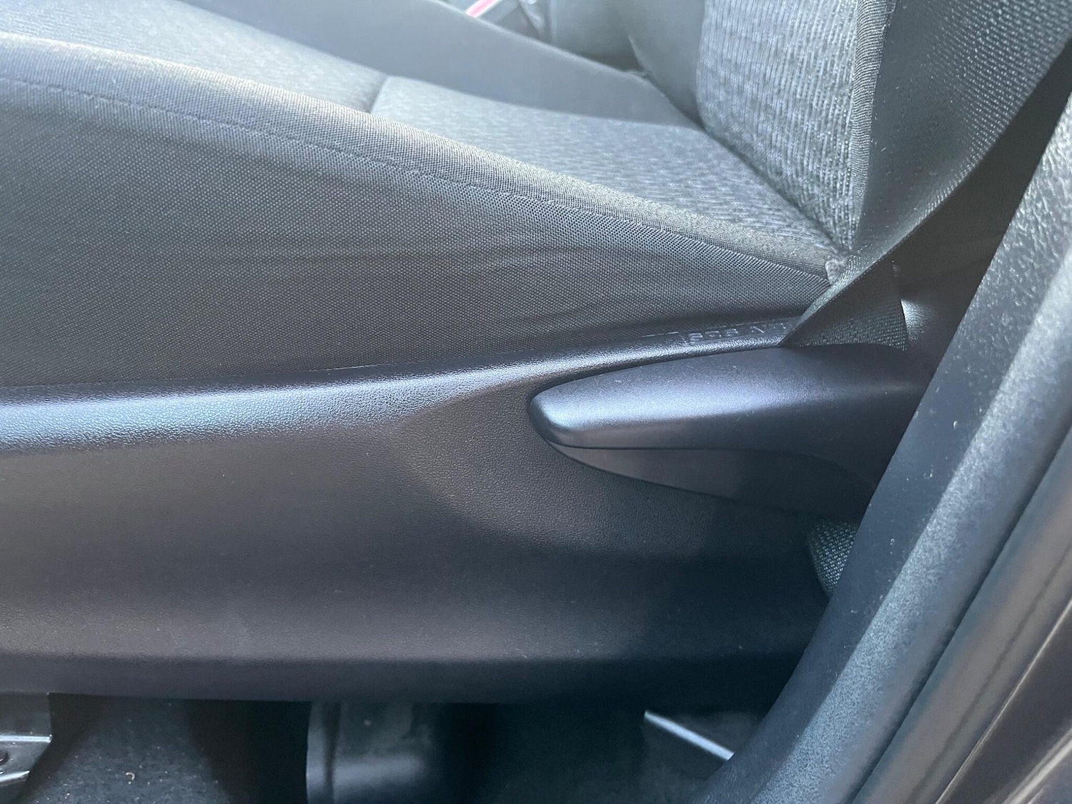 Used Toyota Yaris 2014 for sale - 76528119: Photo 71