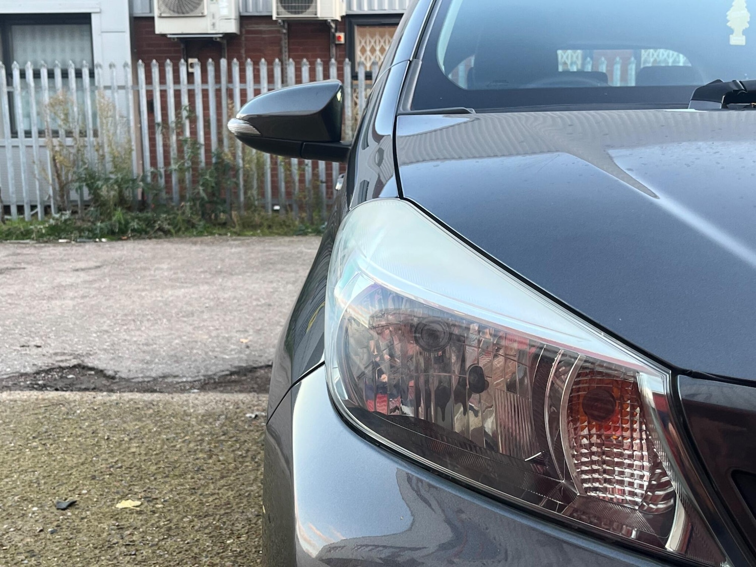 Used Toyota Yaris 2014 for sale - 76528119: Photo 73