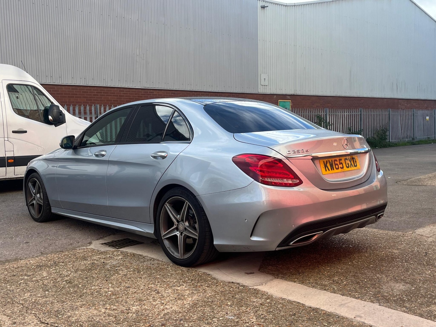 Used Mercedes-Benz C Class 2016 for sale - 76513425: Photo 21