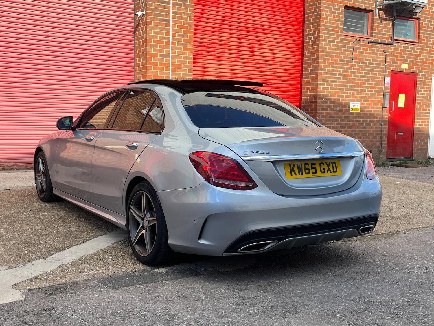 Used Mercedes-Benz C Class 2016 for sale - 76513425: Photo 23