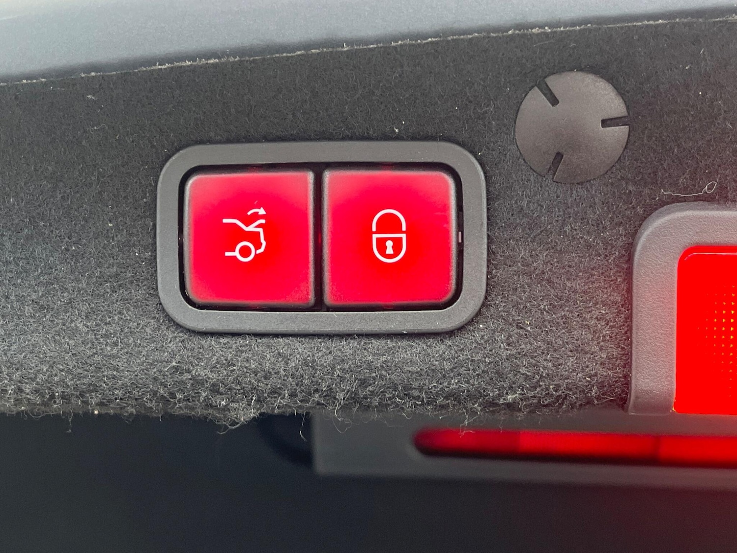 Used Mercedes-Benz C Class 2016 for sale - 76513425: Photo 65