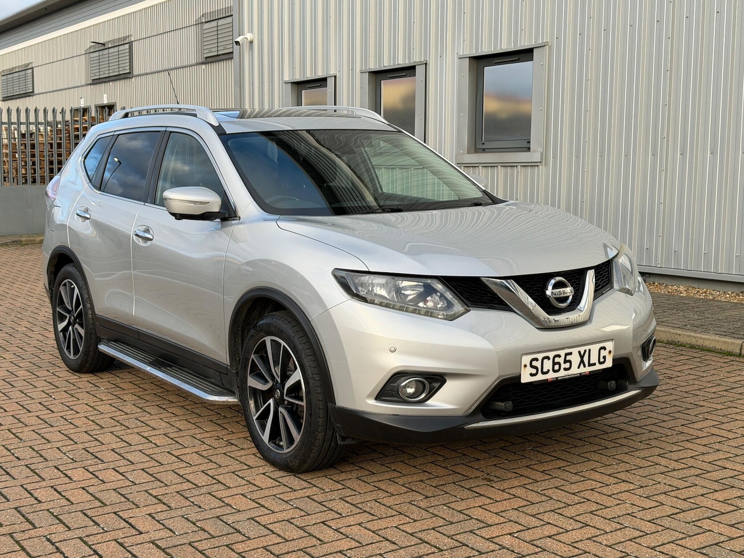 Used Nissan X-Trail 2015 for sale - 76727523: Photo 1