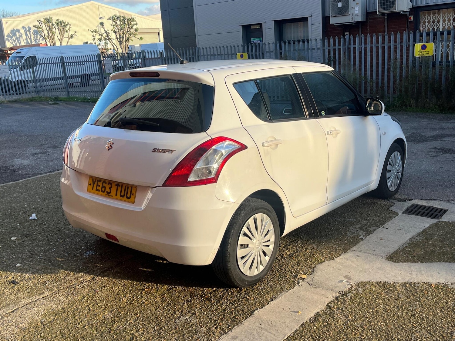 Used Suzuki Swift 2013 for sale - 76538606: Photo 28