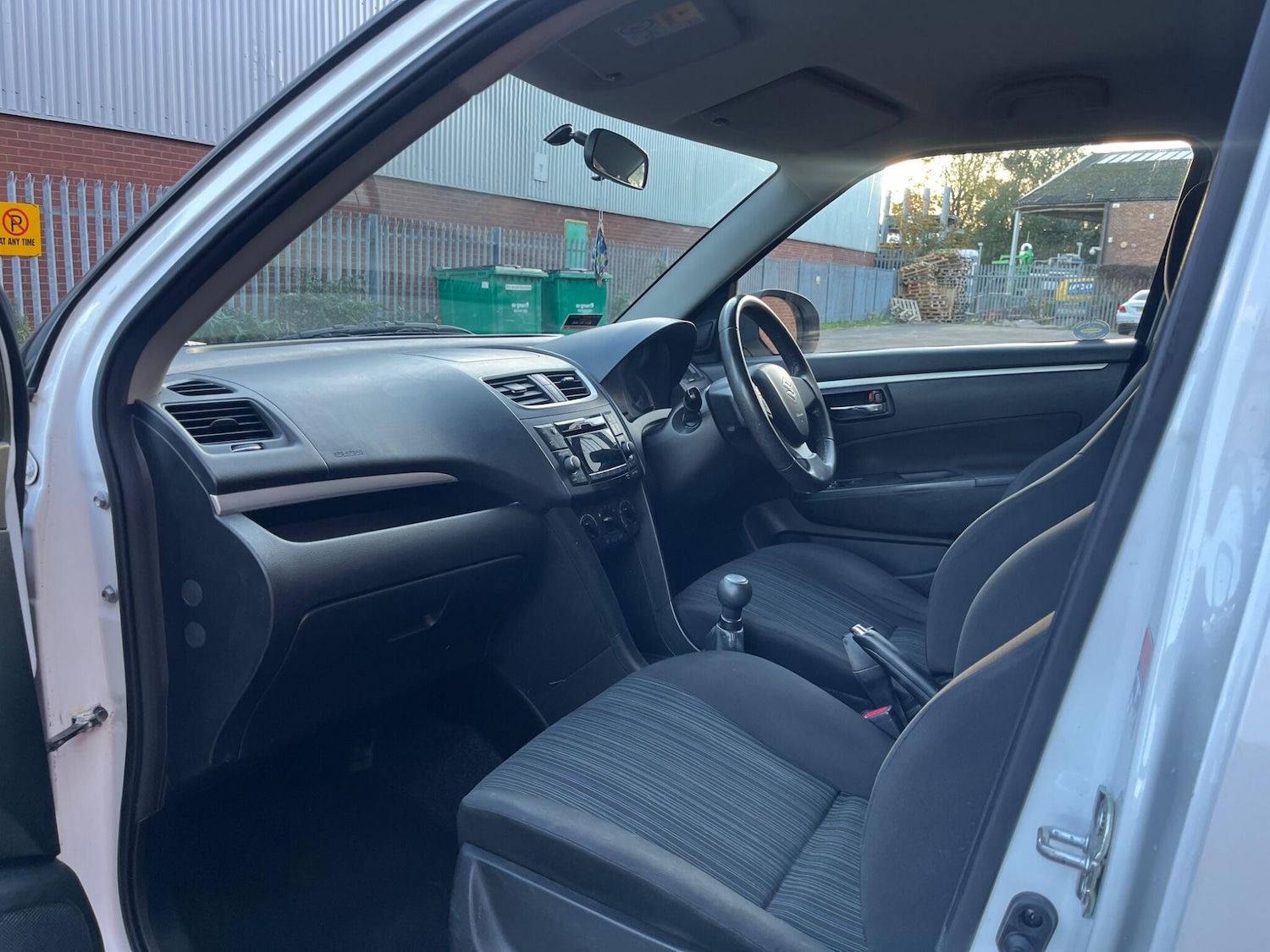 Used Suzuki Swift 2013 for sale - 76538606: Photo 33