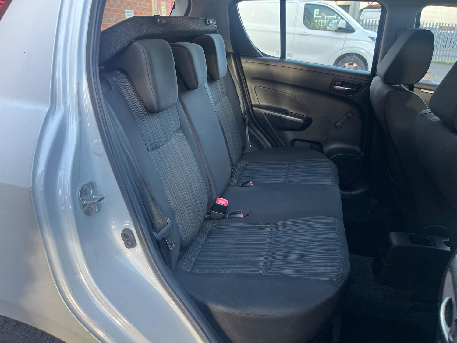 Used Suzuki Swift 2013 for sale - 76538606: Photo 38