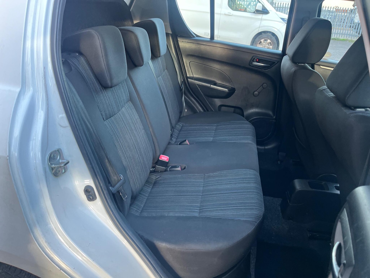 Used Suzuki Swift 2013 for sale - 76538606: Photo 39