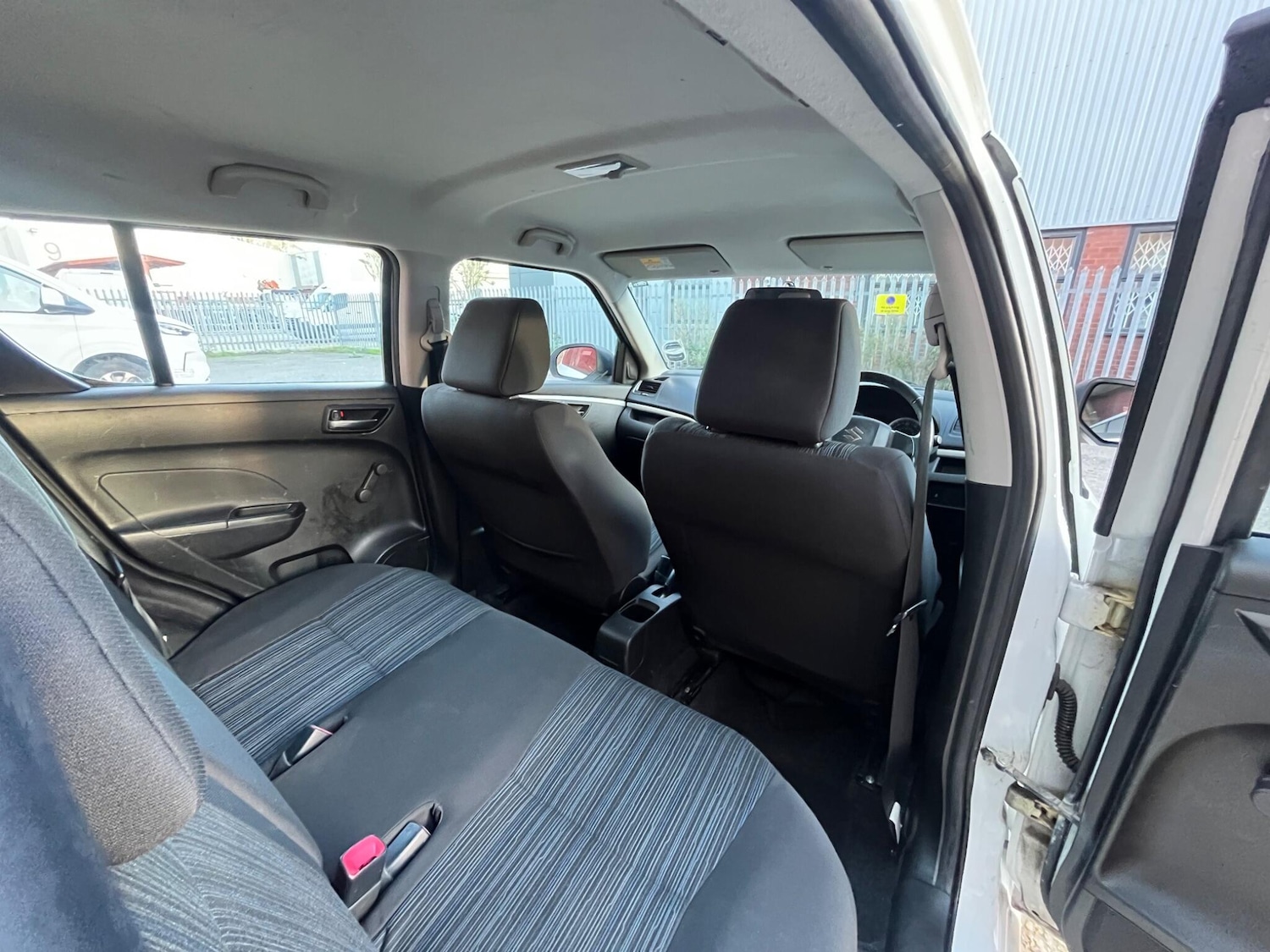 Used Suzuki Swift 2013 for sale - 76538606: Photo 41