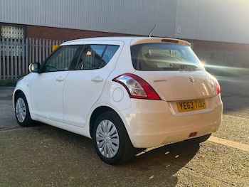 Used Suzuki Swift 2013 for sale - 76538606: Photo