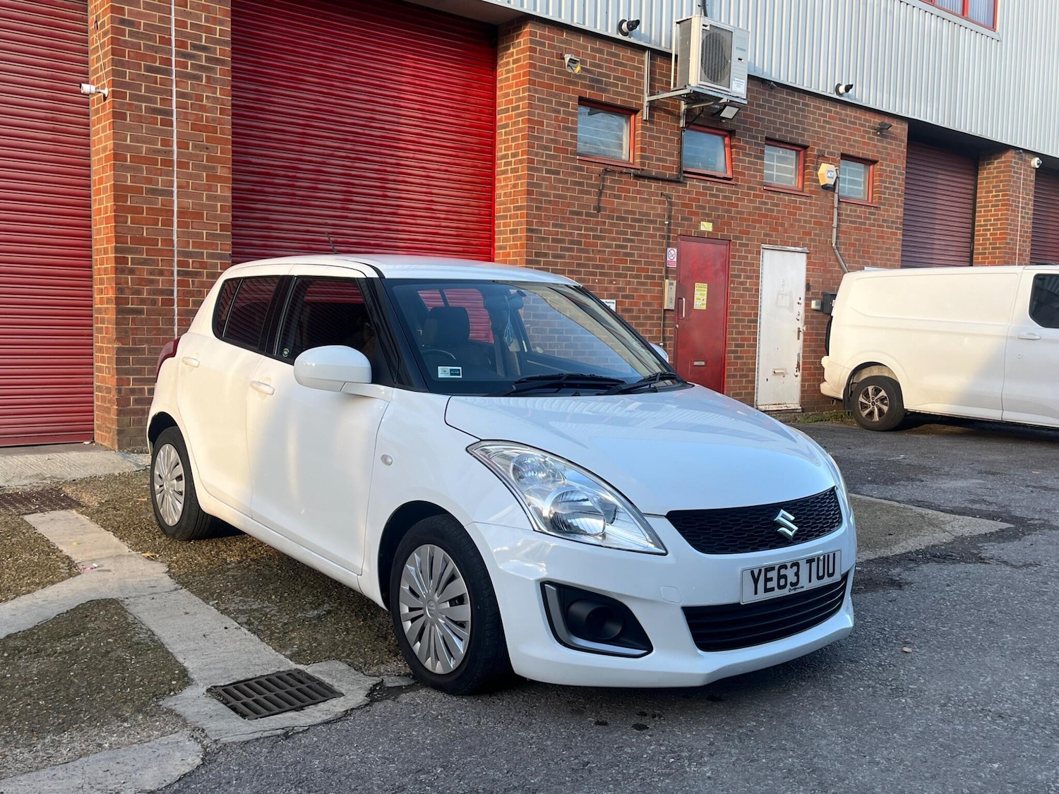 Used Suzuki Swift 2013 for sale - 76538606: Photo 5
