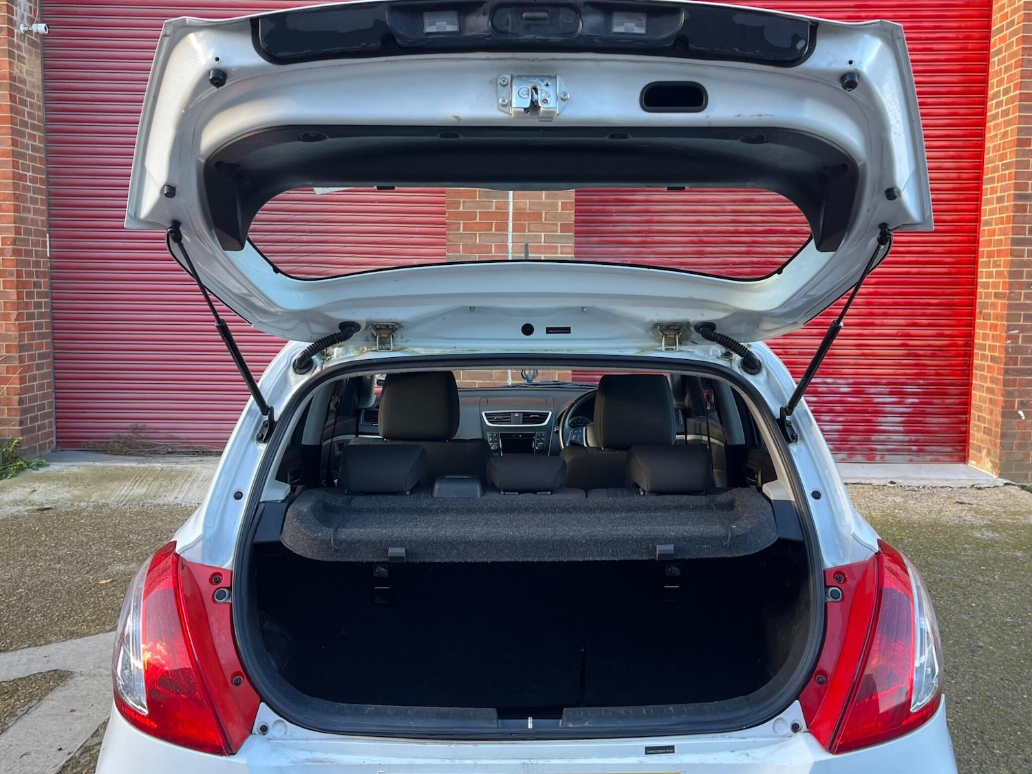 Used Suzuki Swift 2013 for sale - 76538606: Photo 67