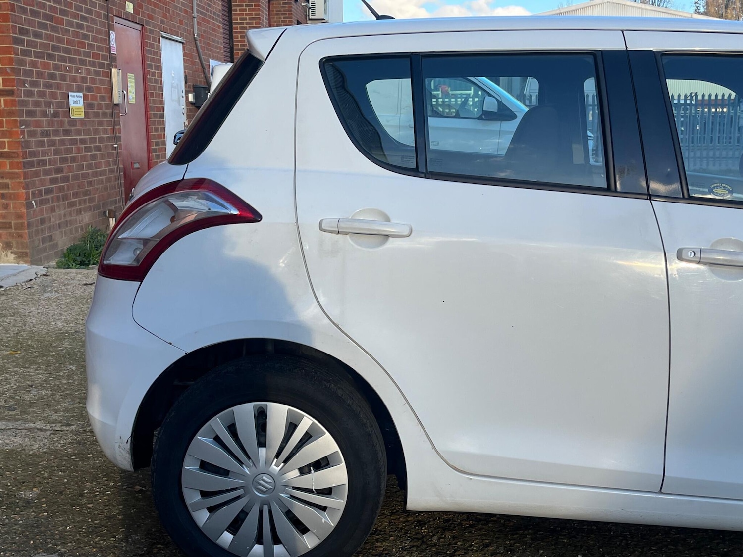 Used Suzuki Swift 2013 for sale - 76538606: Photo 79