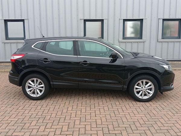 Used Nissan Qashqai 2015 for sale - 76296002: Photo 12