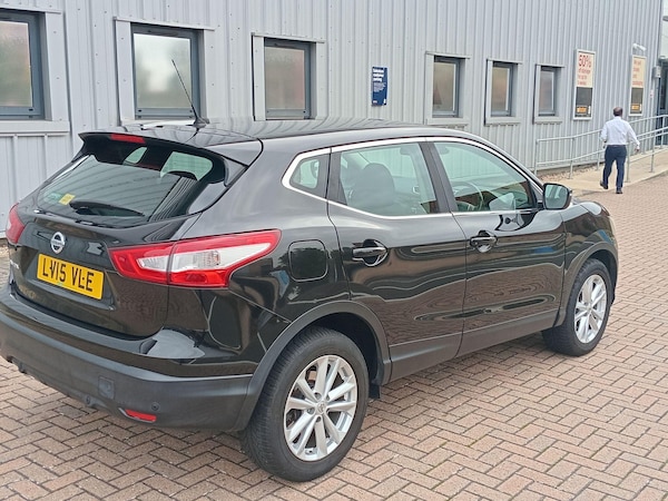 Used Nissan Qashqai 2015 for sale - 76296002: Photo 13