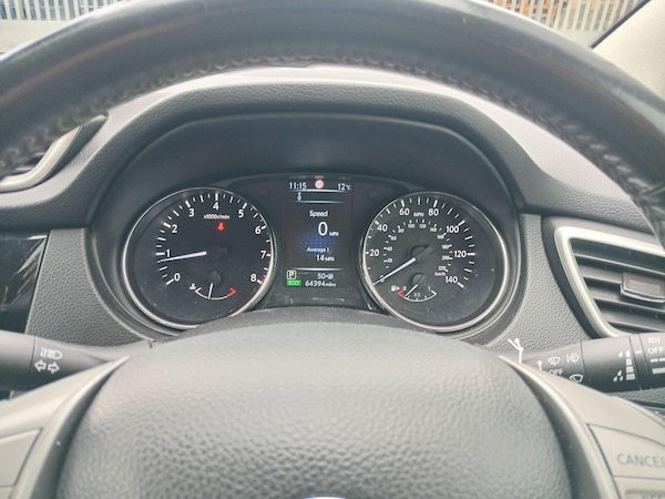 Used Nissan Qashqai 2015 for sale - 76296002: Photo 33