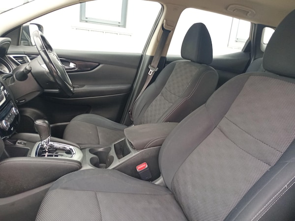 Used Nissan Qashqai 2015 for sale - 76296002: Photo 35