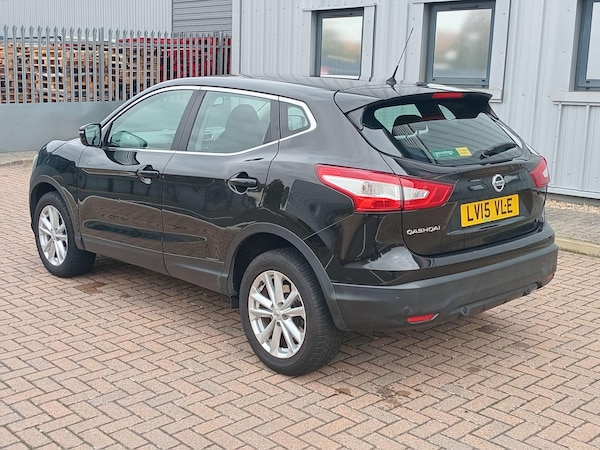 Used Nissan Qashqai 2015 for sale - 76296002: Photo 3