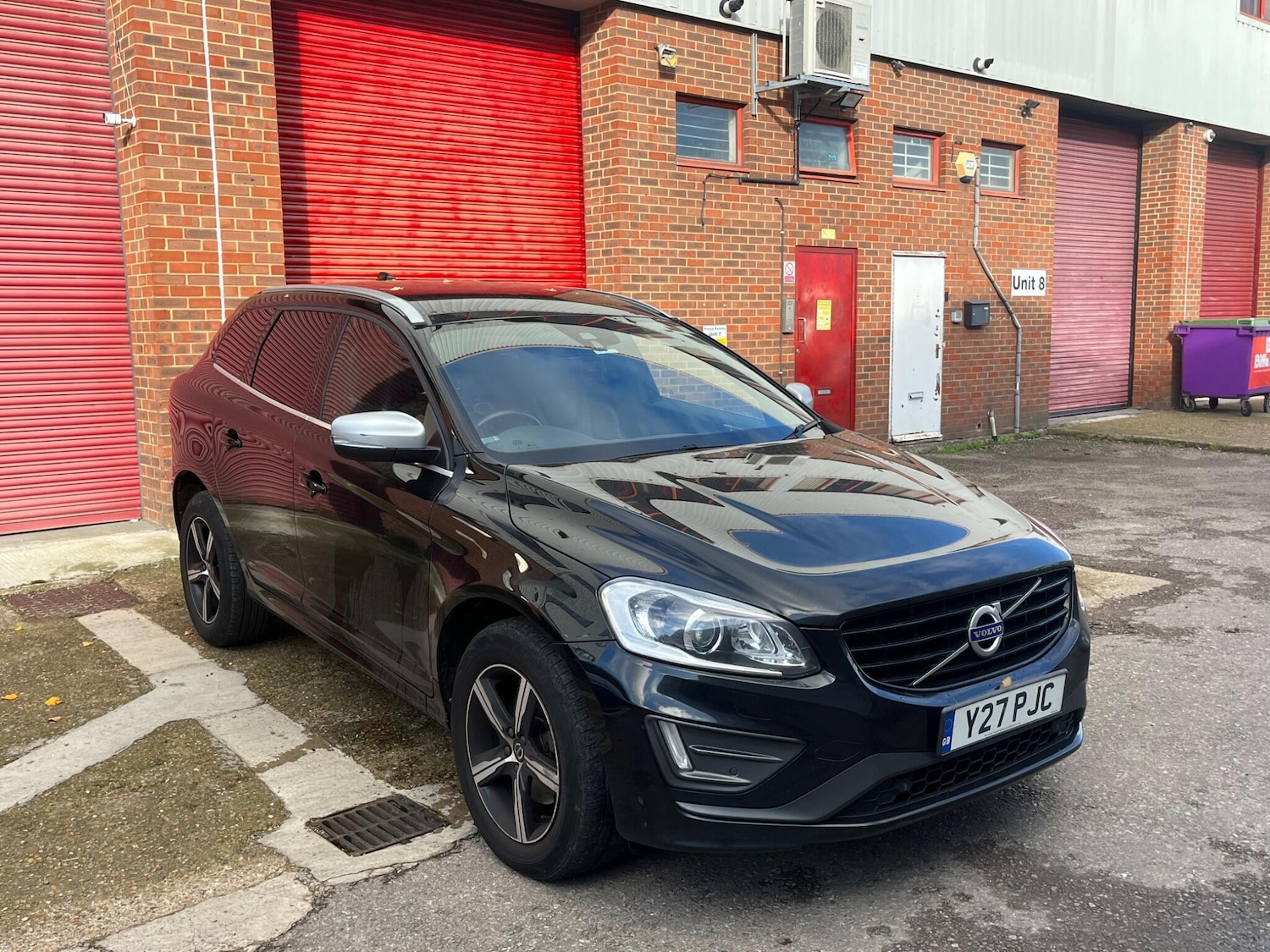 Used Volvo XC60 2017 for sale - 76307812: Photo 1