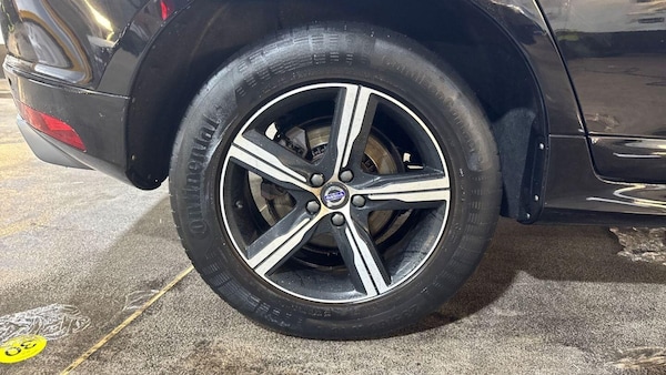 Used Volvo XC60 2017 for sale - 76307812: Photo 11