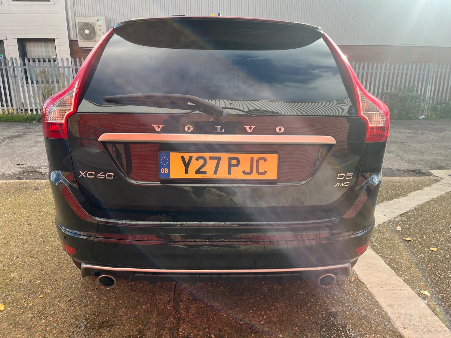 Used Volvo XC60 2017 for sale - 76307812: Photo 16