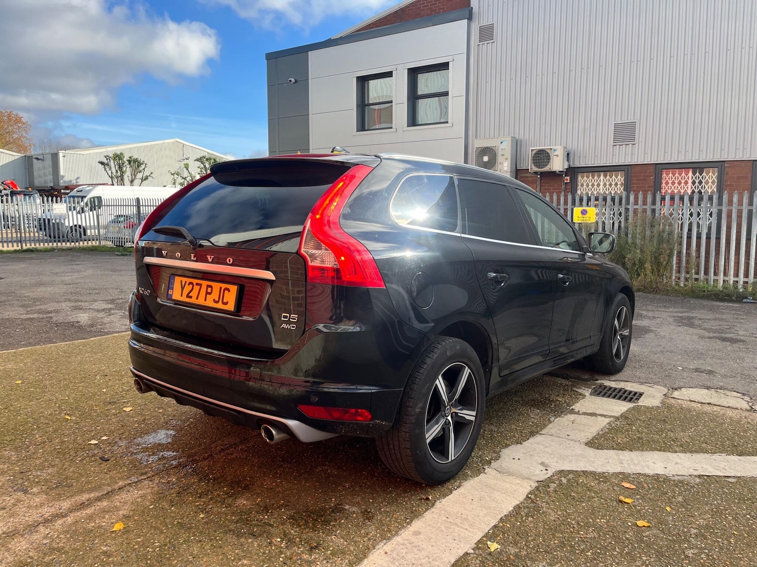Used Volvo XC60 2017 for sale - 76307812: Photo 23