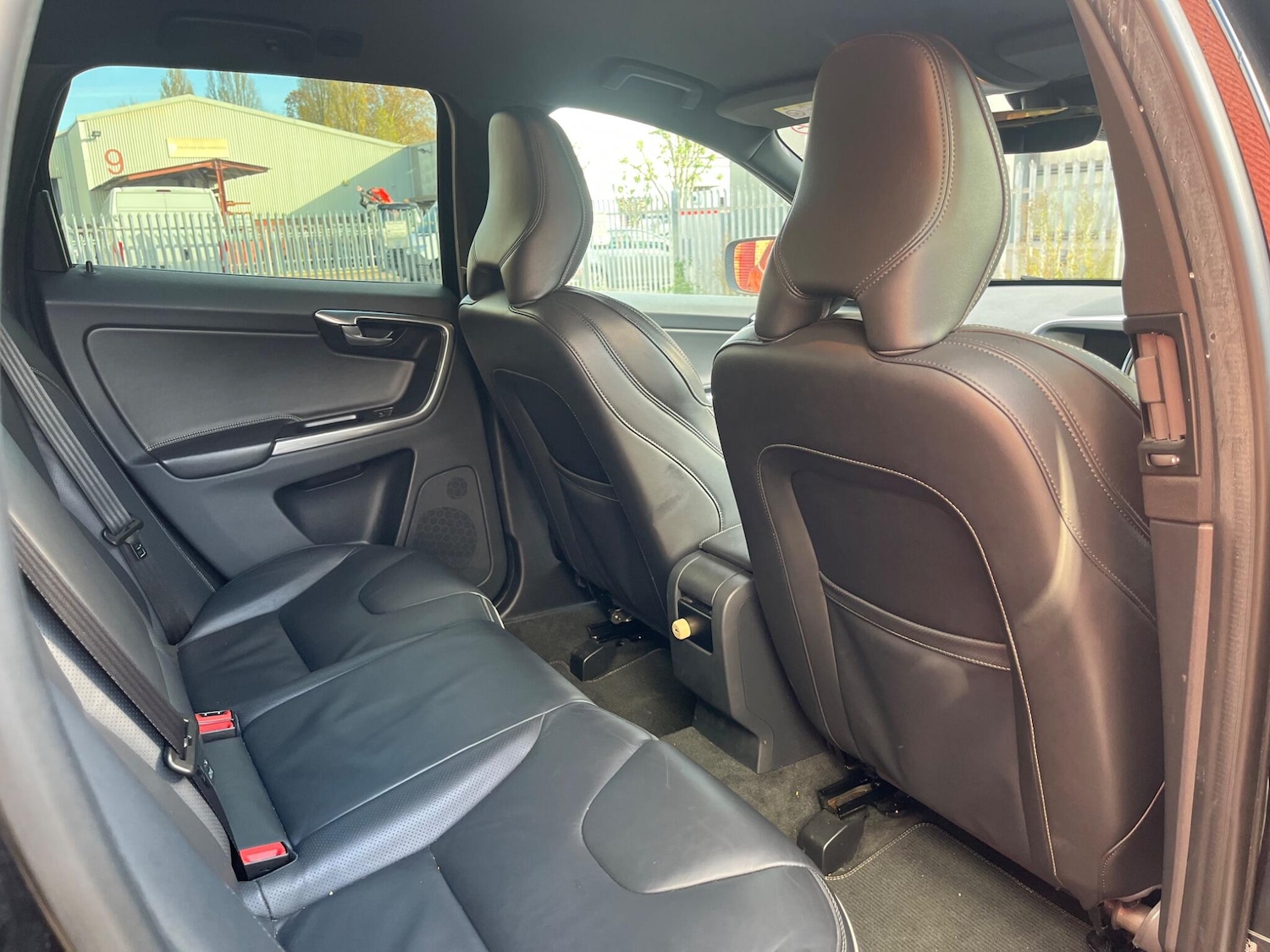 Used Volvo XC60 2017 for sale - 76307812: Photo 39