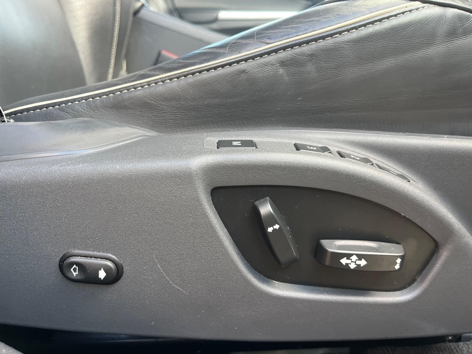 Used Volvo XC60 2017 for sale - 76307812: Photo 46