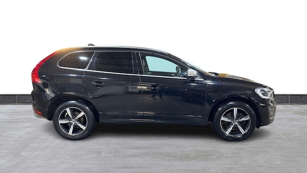 Used Volvo XC60 2017 for sale - 76307812: Photo 4