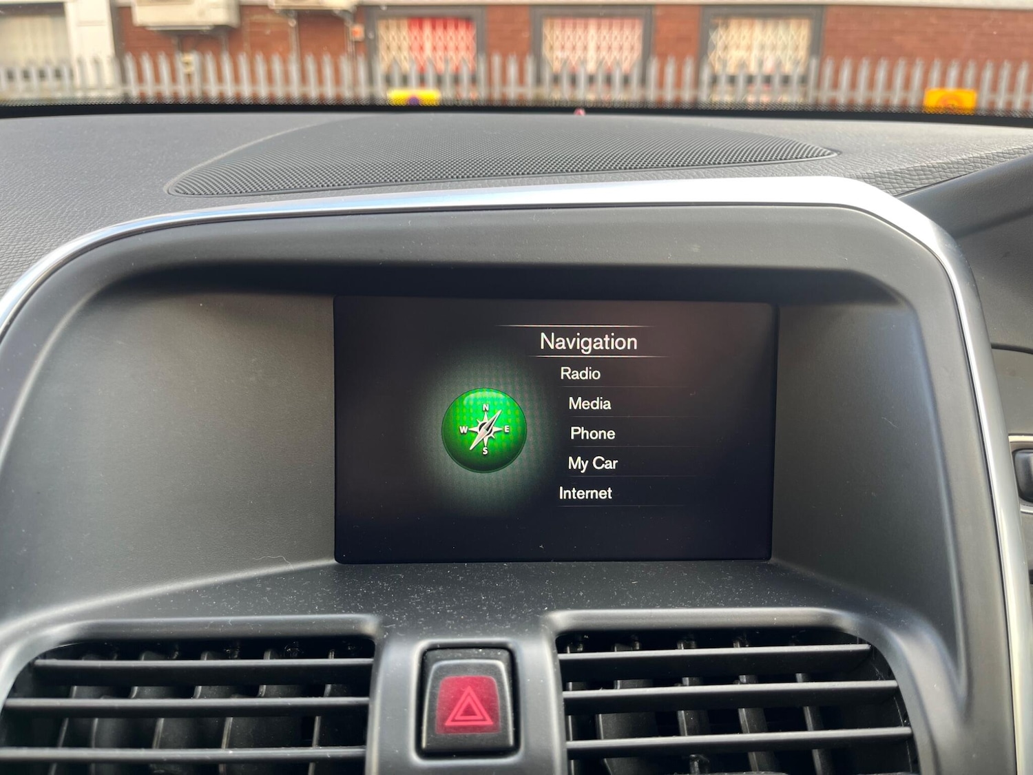 Used Volvo XC60 2017 for sale - 76307812: Photo 62