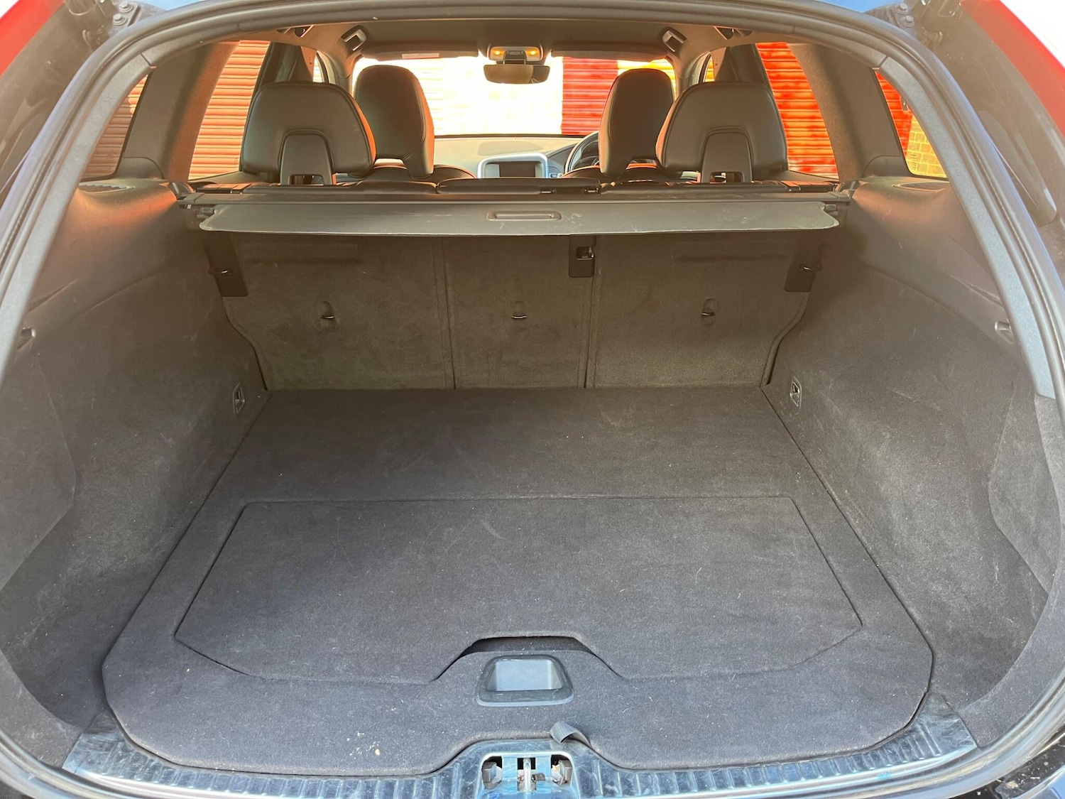 Used Volvo XC60 2017 for sale - 76307812: Photo 68