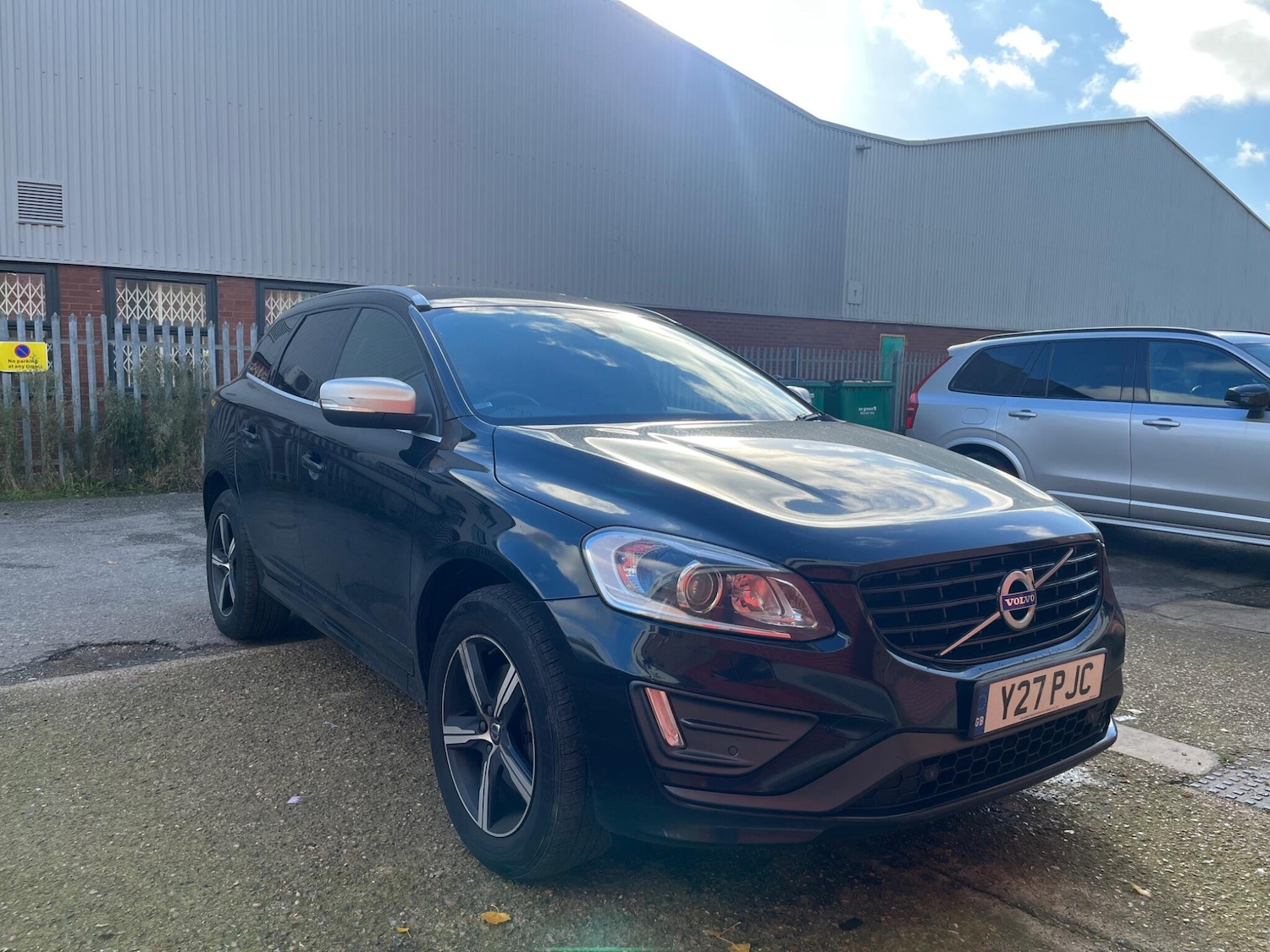 Used Volvo XC60 2017 for sale - 76307812: Photo 8