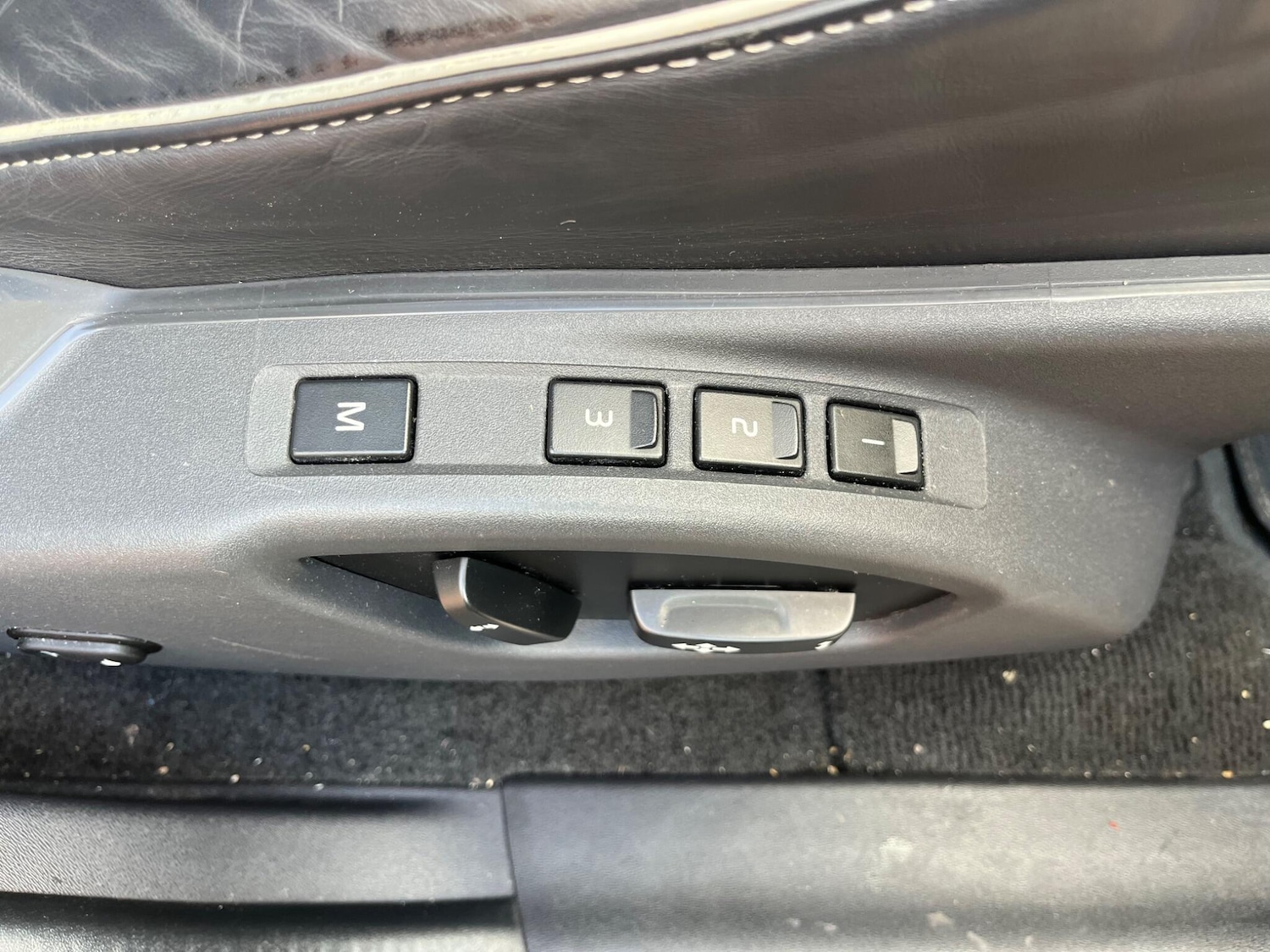 Used Volvo XC60 2017 for sale - 76307812: Photo 81