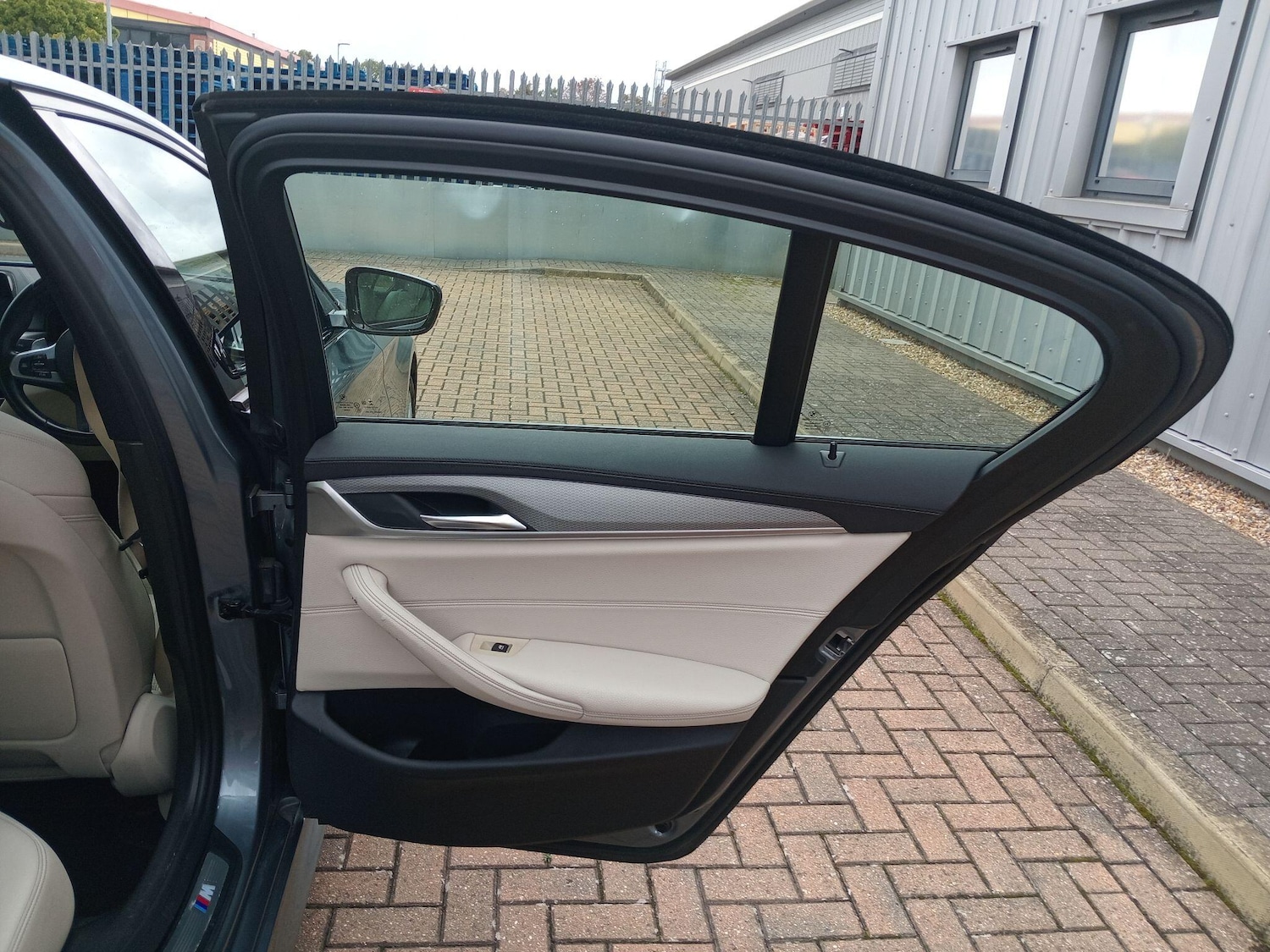 Vehicle 28
