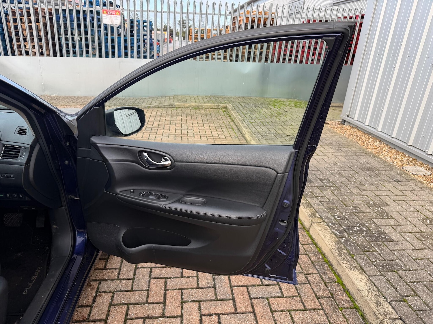 Used Nissan Pulsar 2015 for sale - 76633648: Photo 36