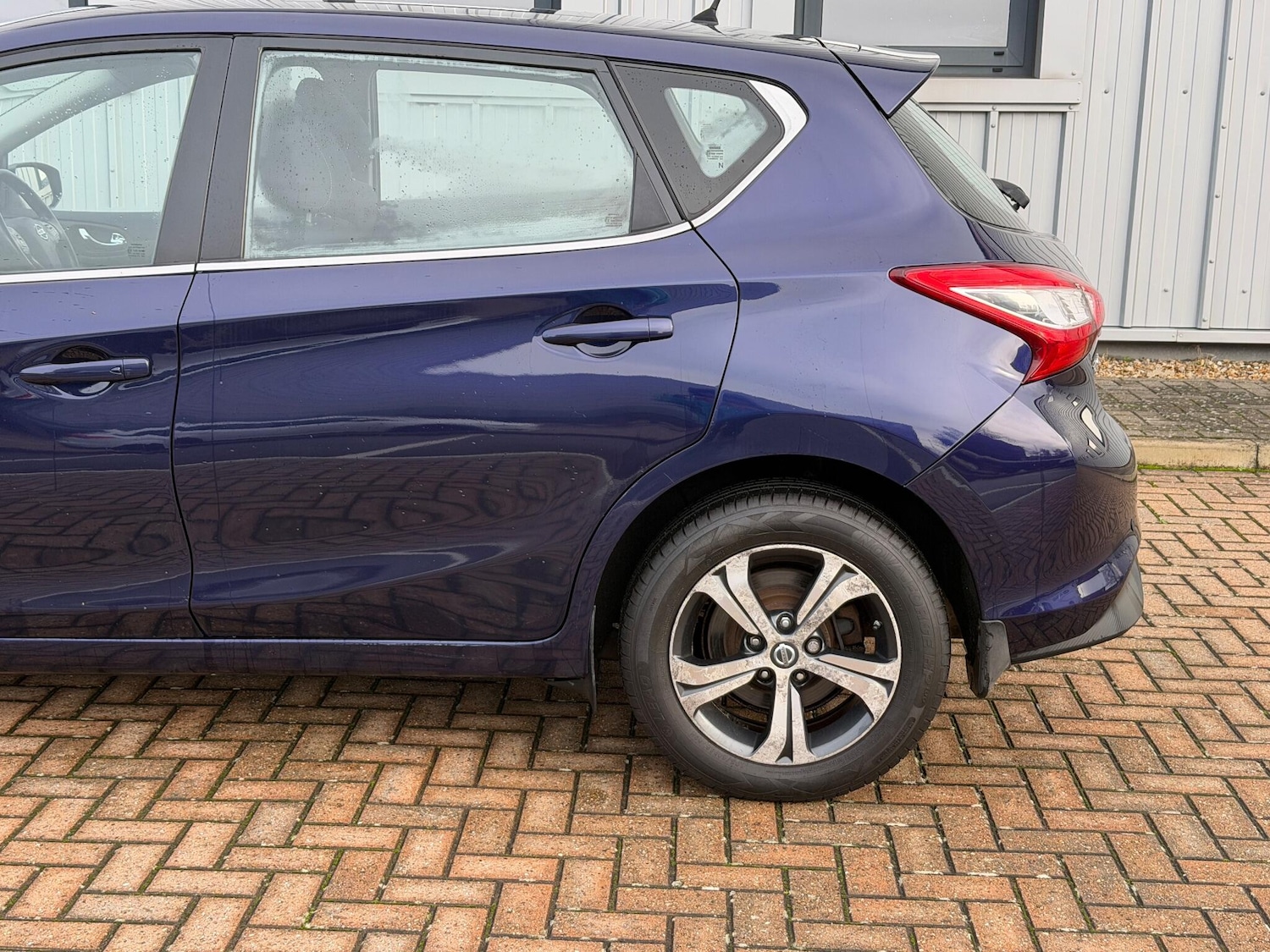 Used Nissan Pulsar 2015 for sale - 76633648: Photo 4