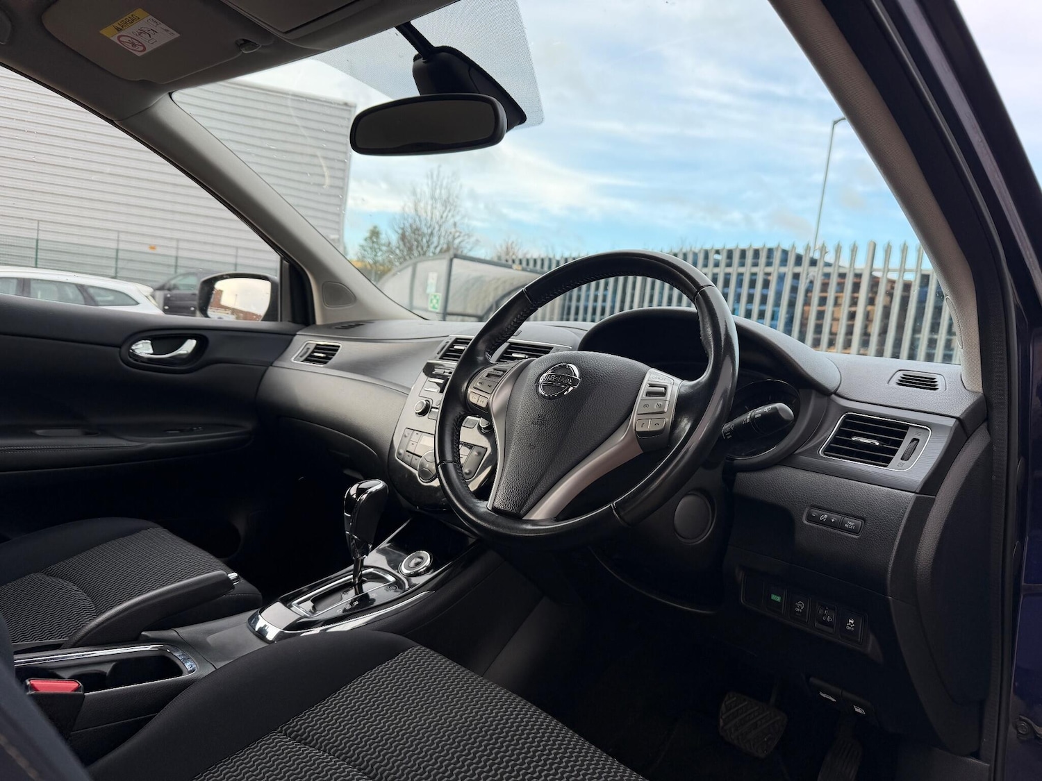 Used Nissan Pulsar 2015 for sale - 76633648: Photo 40