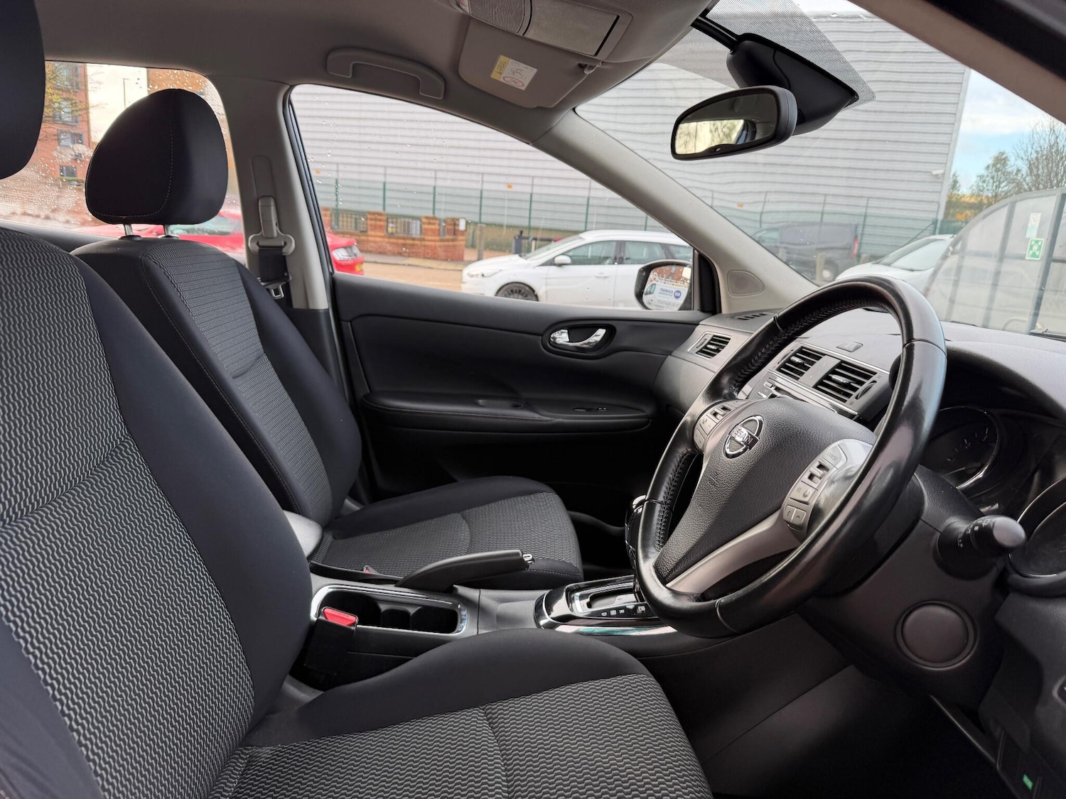 Used Nissan Pulsar 2015 for sale - 76633648: Photo 42