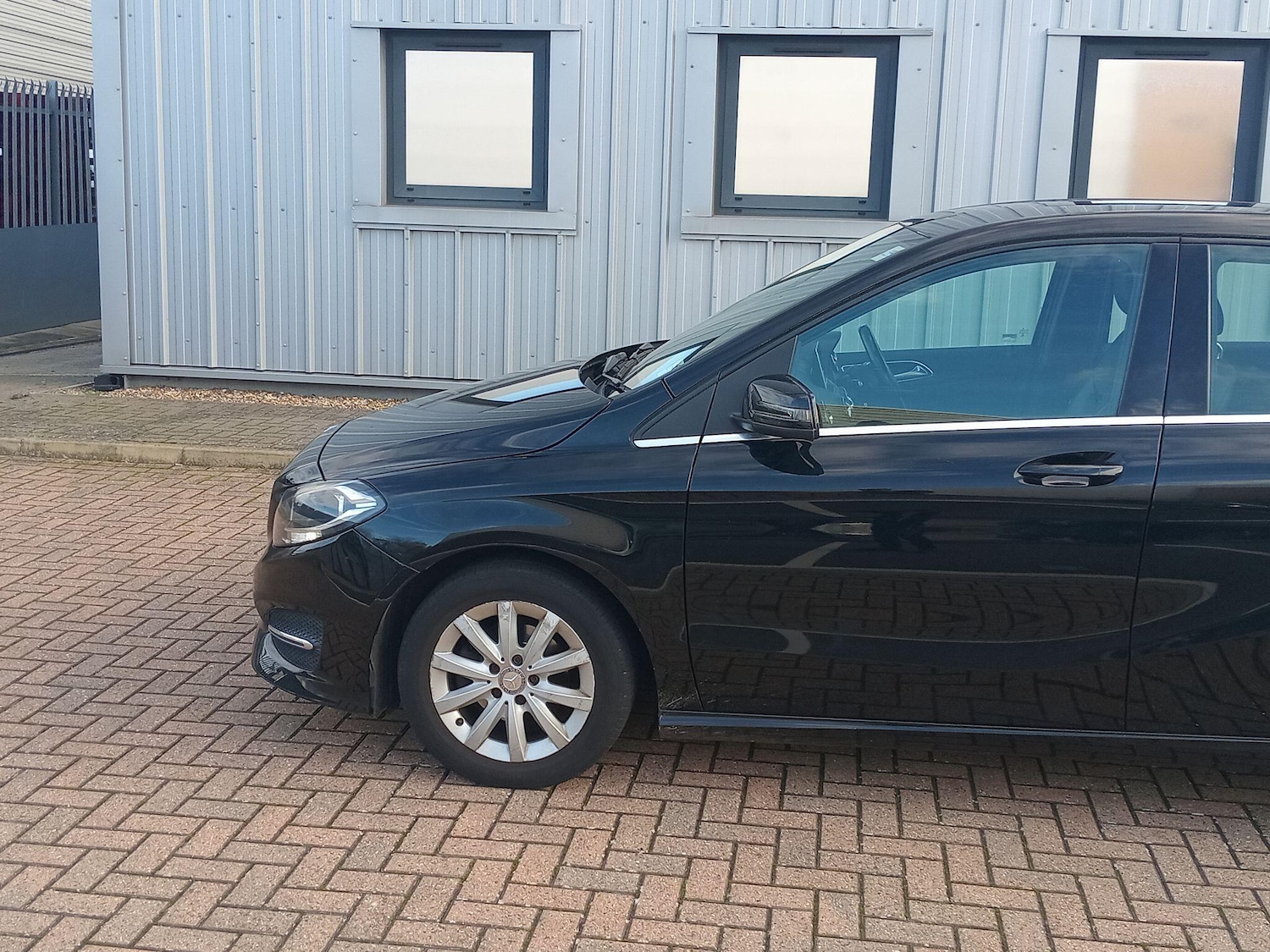 Used Mercedes-Benz B Class 2015 for sale - 76472585: Photo 10