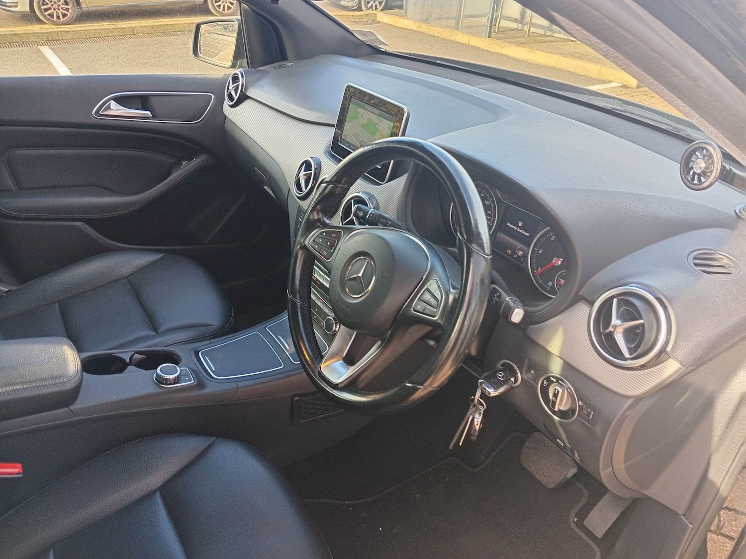 Used Mercedes-Benz B Class 2015 for sale - 76472585: Photo 19