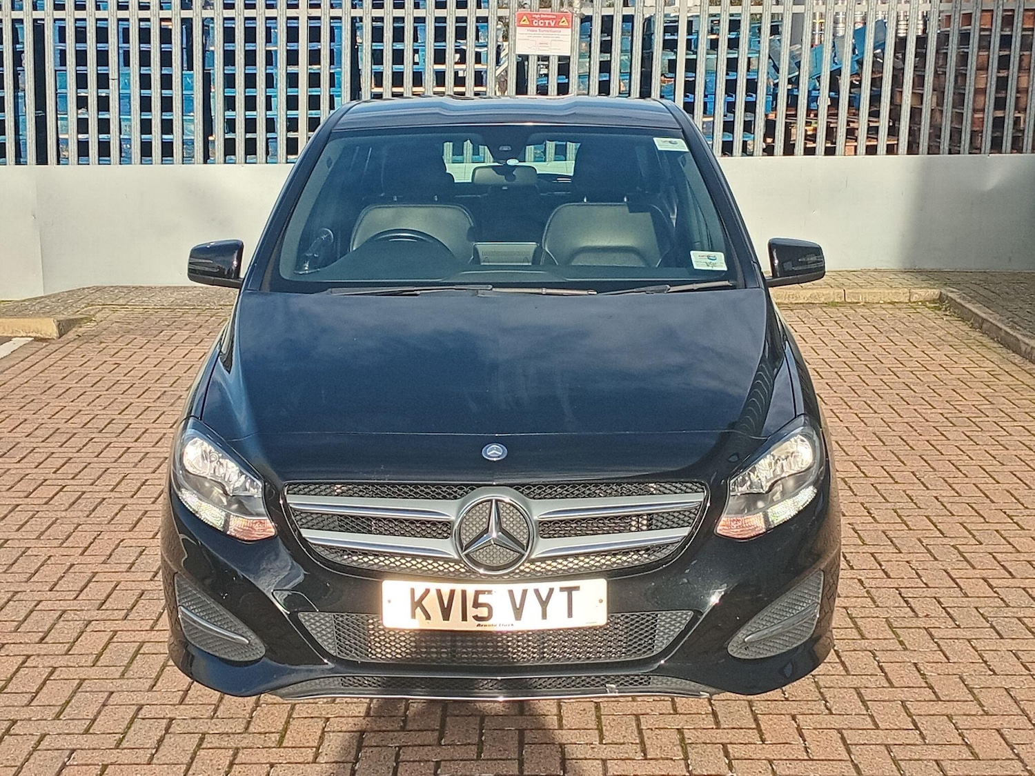 Used Mercedes-Benz B Class 2015 for sale - 76472585: Photo 2