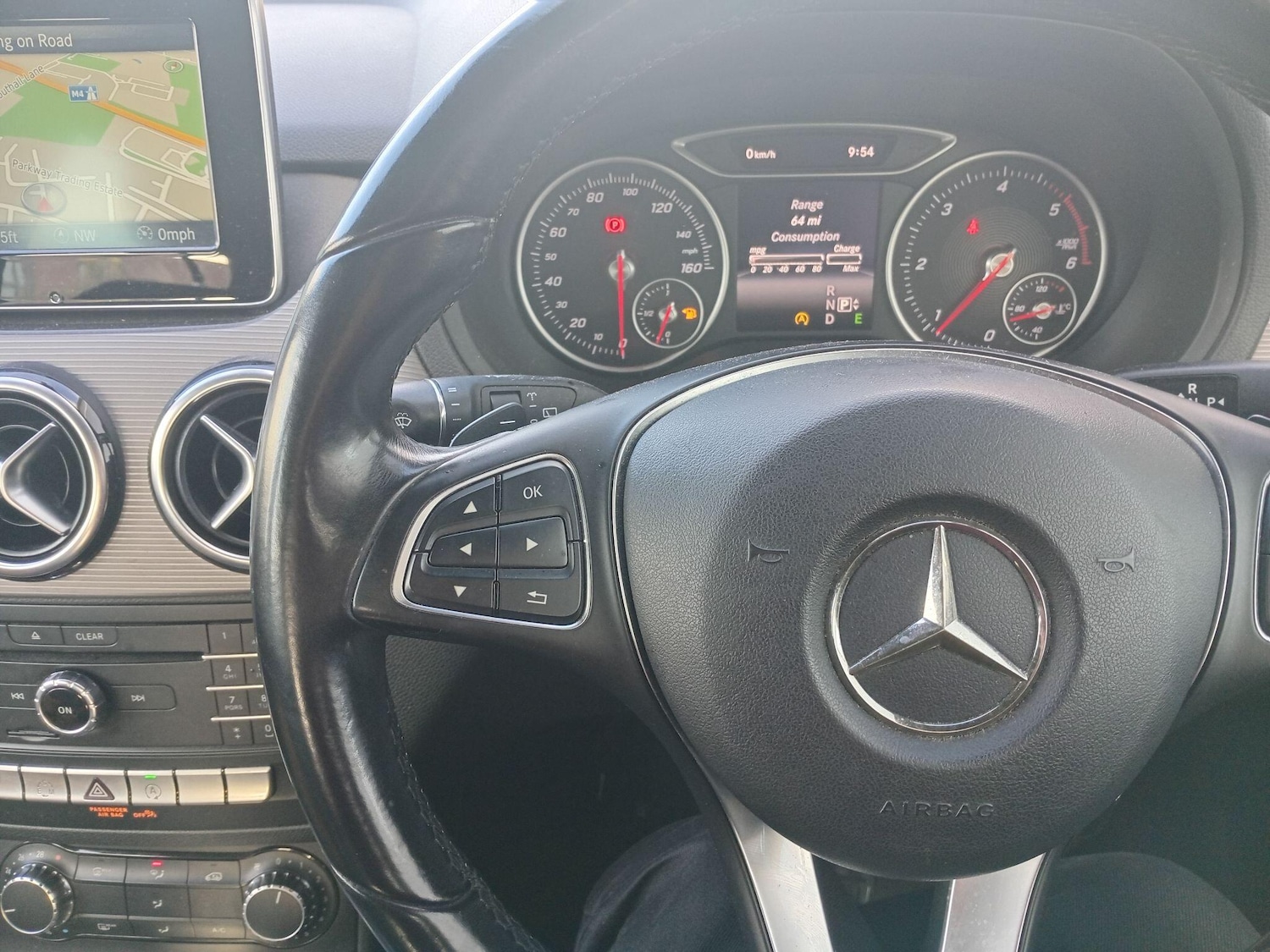 Used Mercedes-Benz B Class 2015 for sale - 76472585: Photo 23