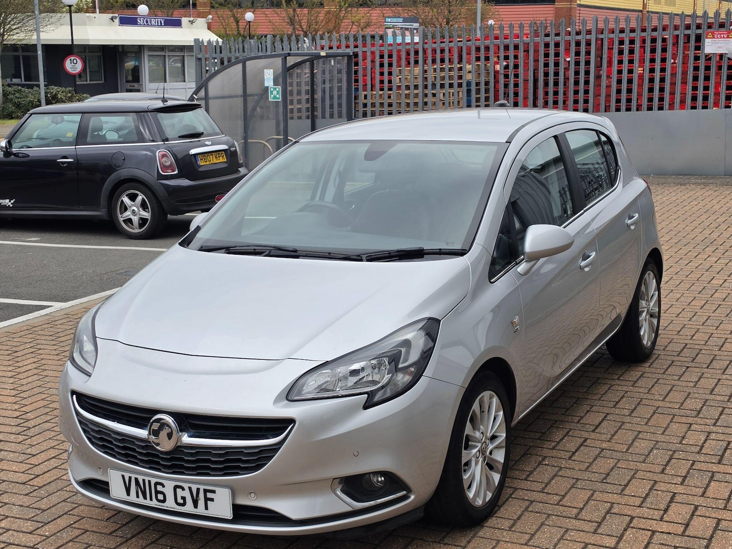 Used Vauxhall Corsa for sale - 78116384: Photo 2